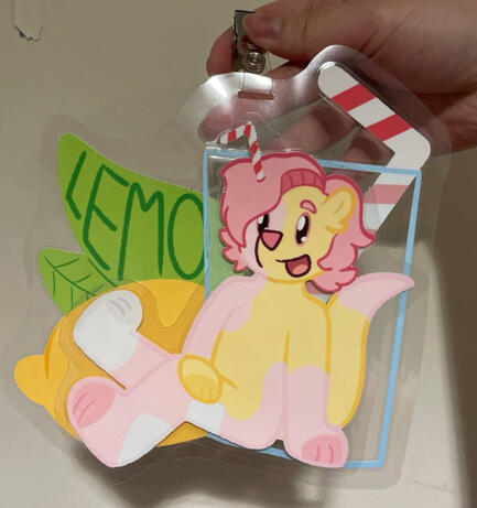 Lemo Badge